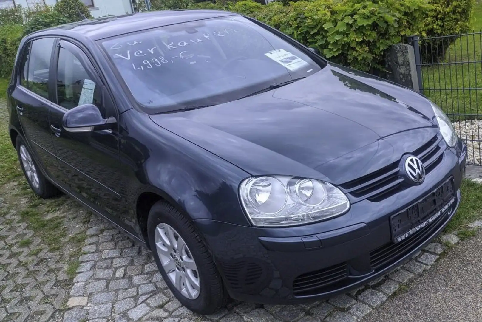 Volkswagen Golf Golf 1.6 FSI Individual Blau - 1