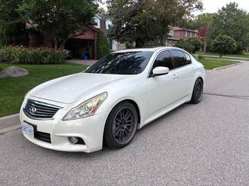 G37S Sedan MANUAL Transmission