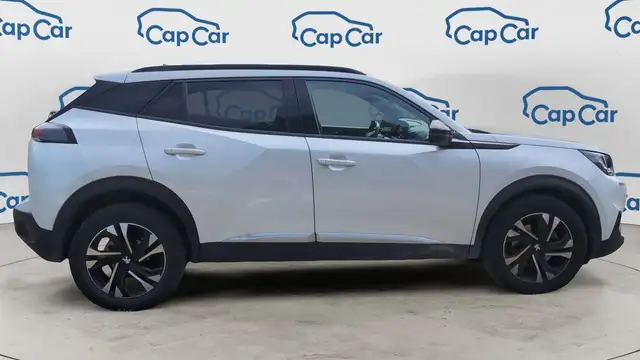 Peugeot 2008 view 4