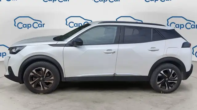 Peugeot 2008 view 2