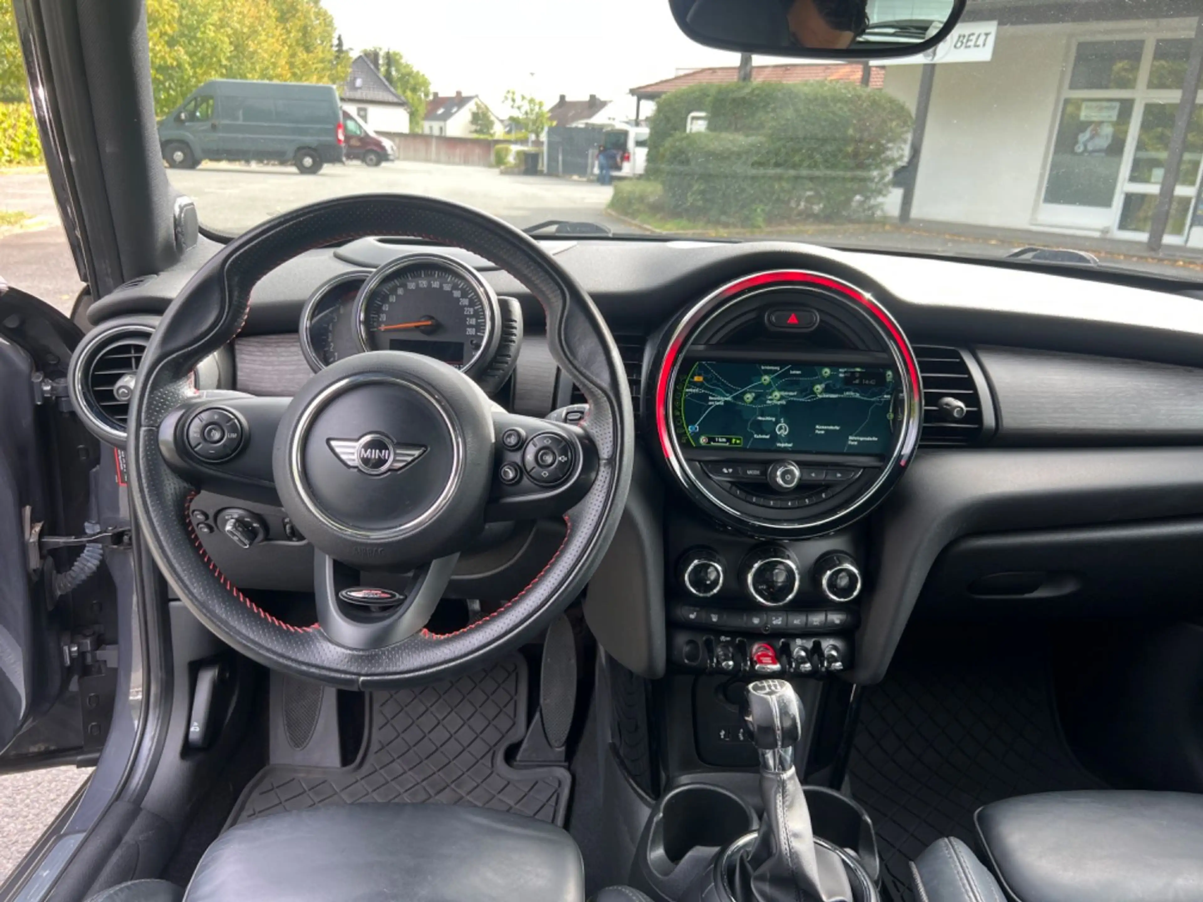 MINI Cooper S Mini 5-trg. Cooper S — photo 12