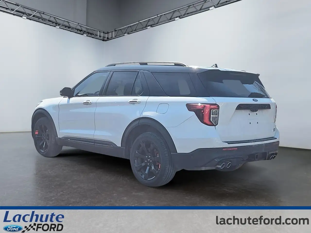 Ford Explorer снимка Ford Explorer