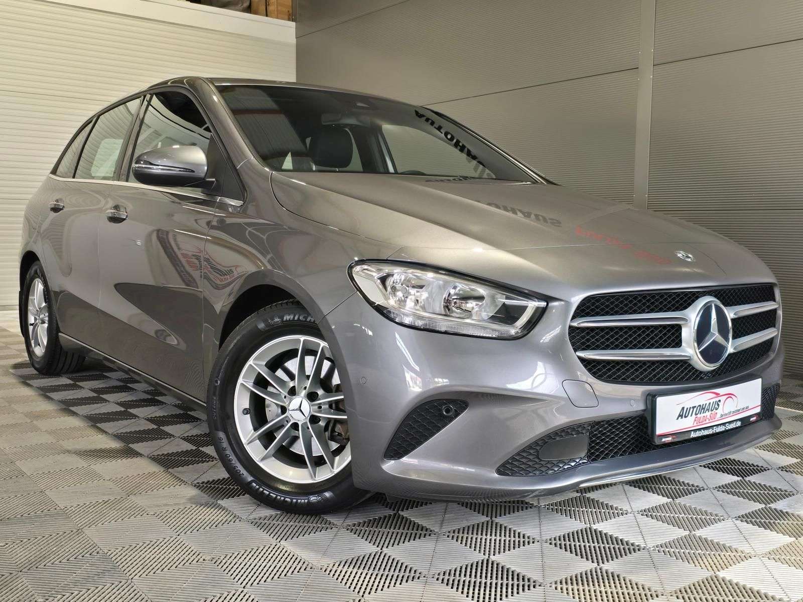 Mercedes-Benz B 200