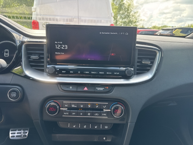 Kia ProCeed / pro_cee'd GT El. Fondsitzverst. El. Panodach Navi Leder Digi — photo 15