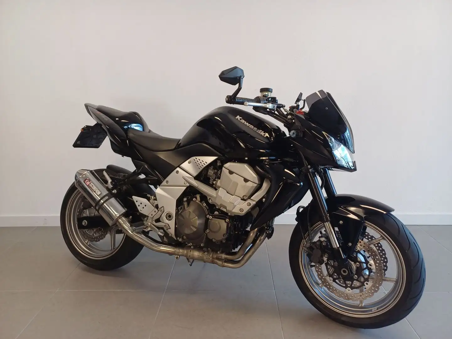 Kawasaki Z 750 Zwart - 2