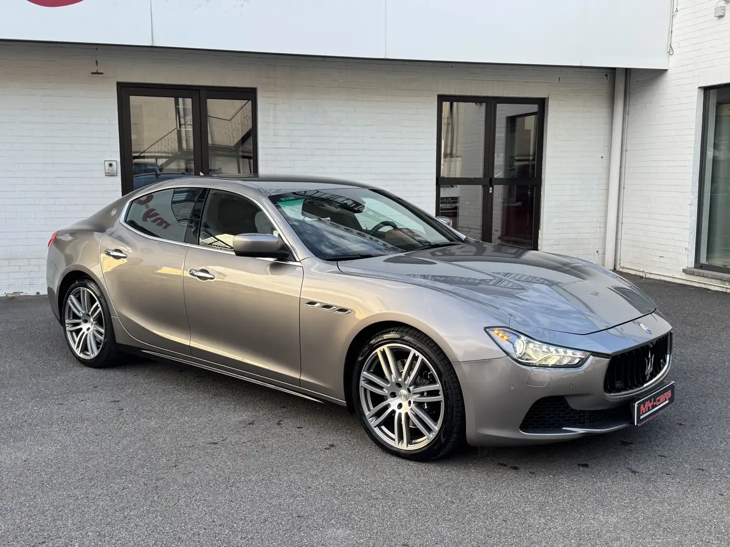 Maserati Ghibli 3.0 V6 Bi TURBO 410 S Q4 AUTOMATIQUE FULL OPTION Grijs - 2