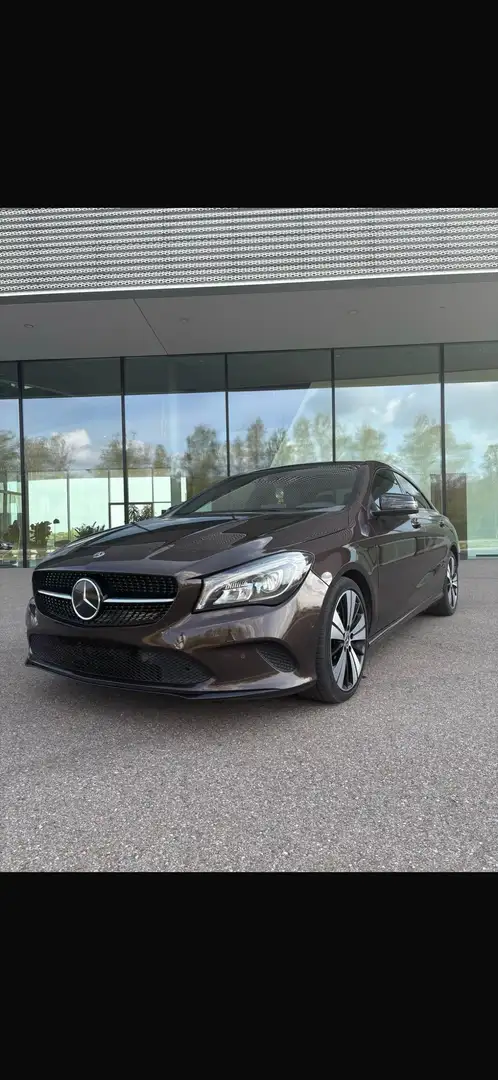 Mercedes-Benz CLA 220 d 7G-DCT Urban - 1