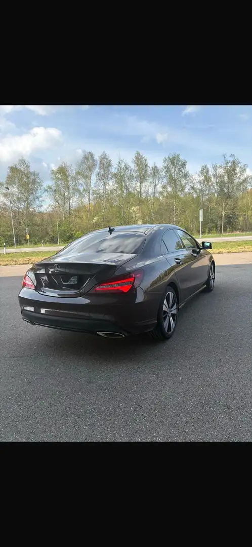 Mercedes-Benz CLA 220 d 7G-DCT Urban - 2