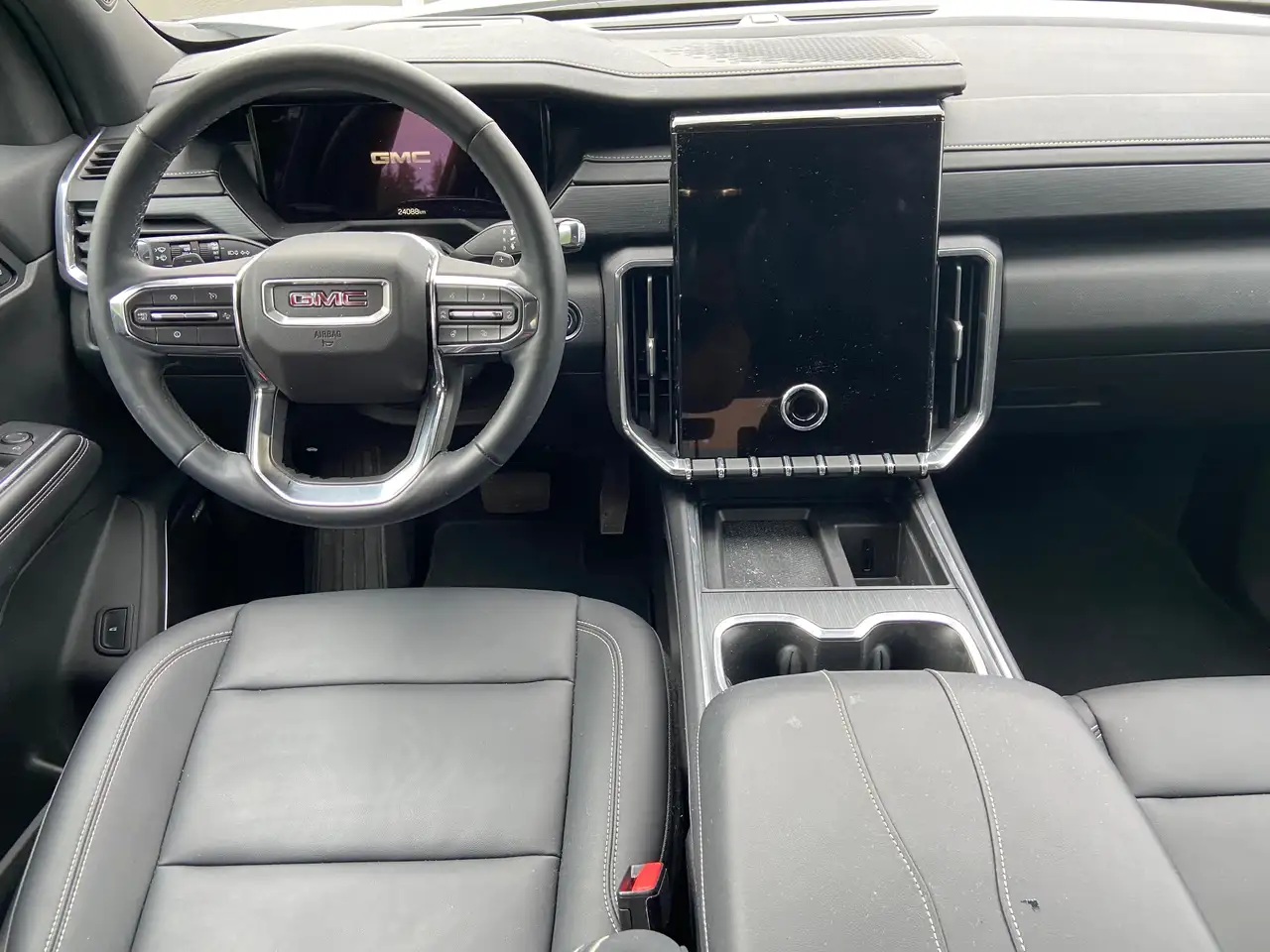 GMC Acadia снимка GMC Acadia