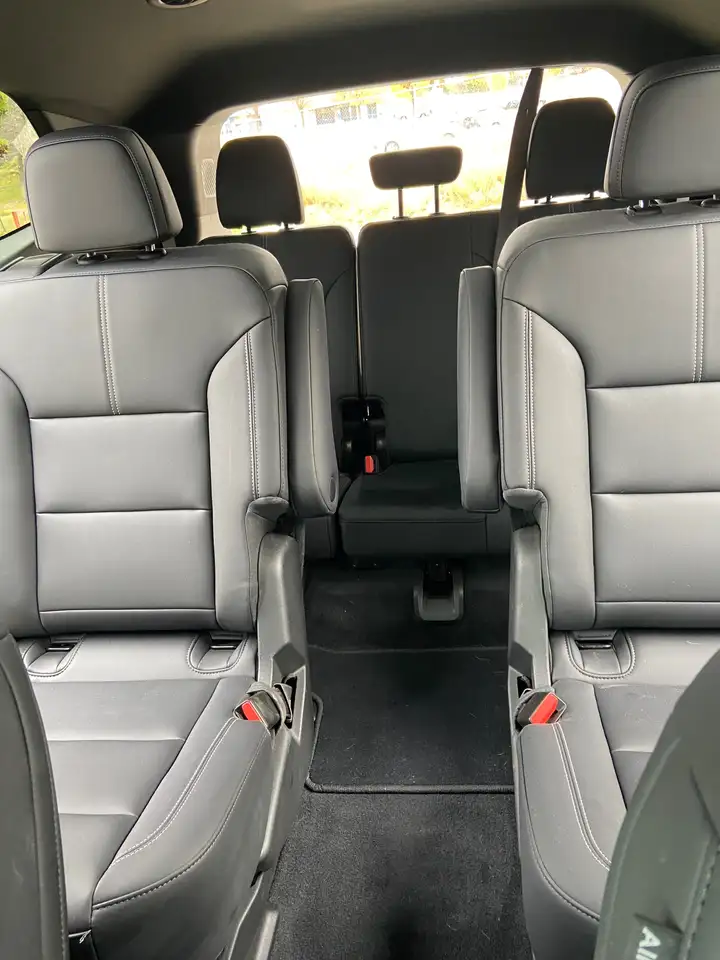 GMC Acadia снимка GMC Acadia