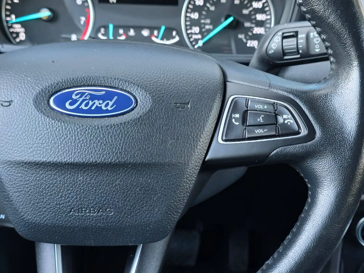 Ford EcoSport photo Ford EcoSport
