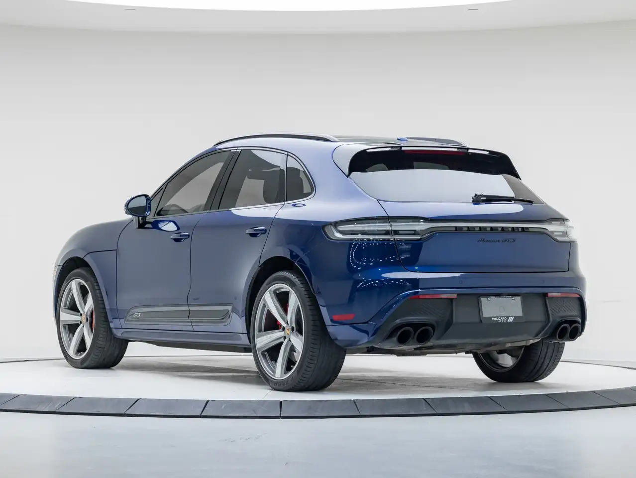 Porsche Macan снимка Porsche Macan