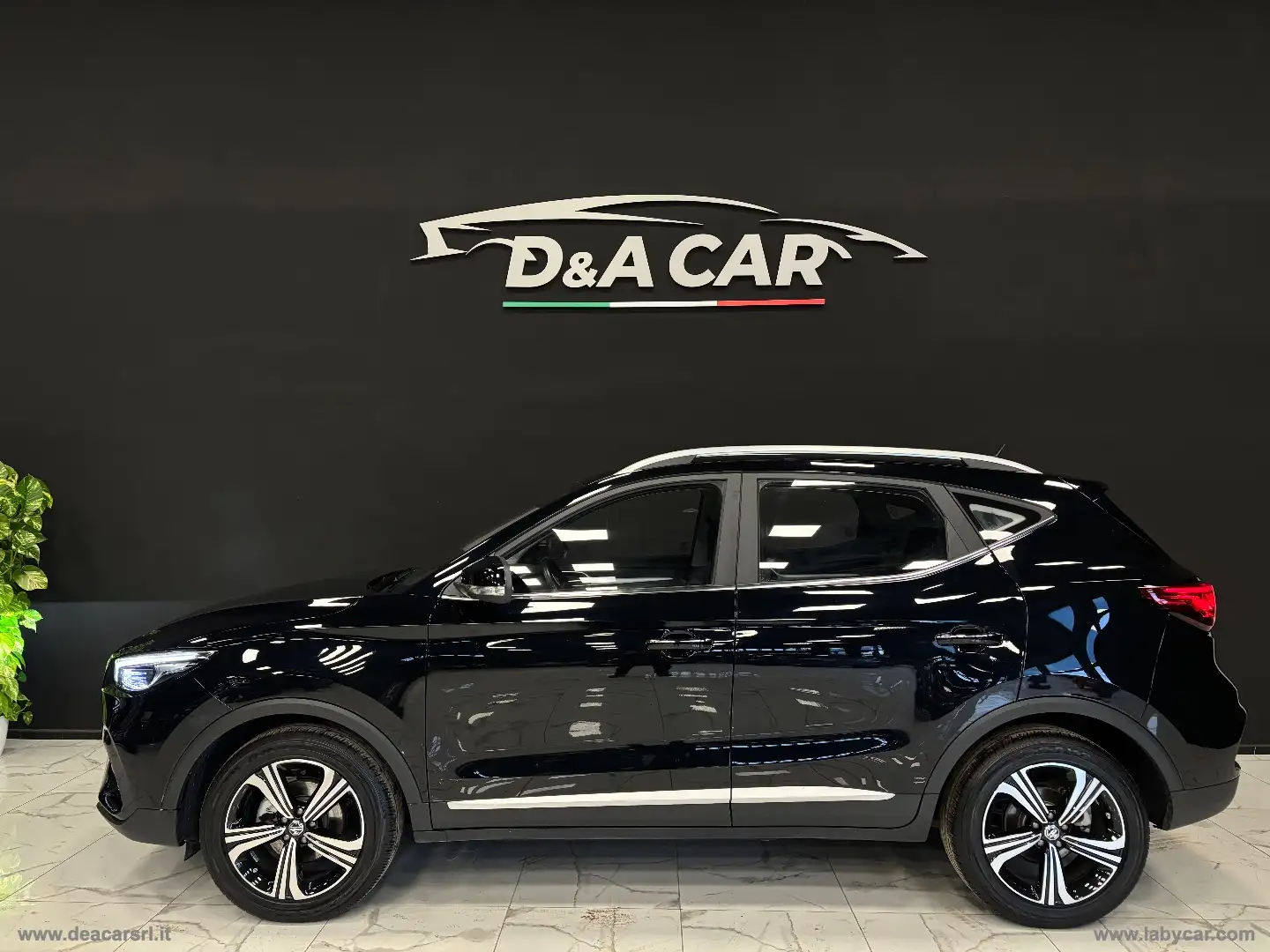 MG ZS Classic 1.5 VTi-tech Comfort Negru - 1