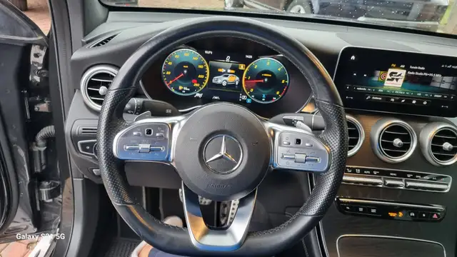 Mercedes-Benz 220 view 8
