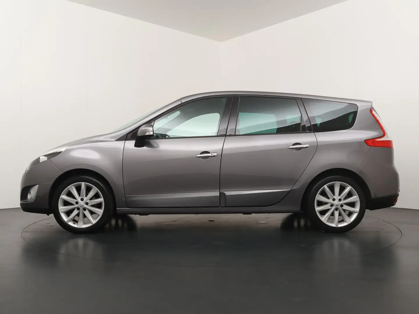 Renault Grand Scenic 2.0 Dynamique - Automaat - Hoge instap - Trekhaak Grijs - 2