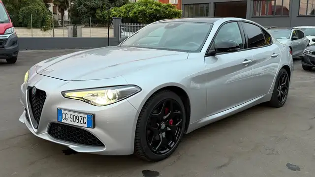 Alfa Romeo Giulia view 3