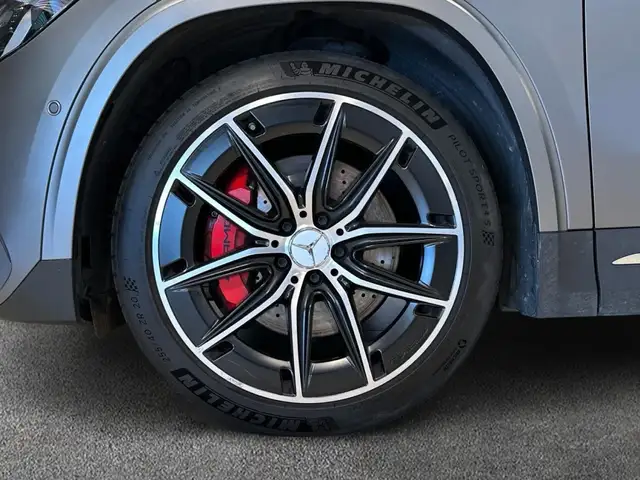 Mercedes-Benz Gla view 5