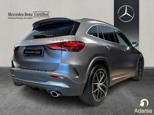 Mercedes-Benz Gla view 2
