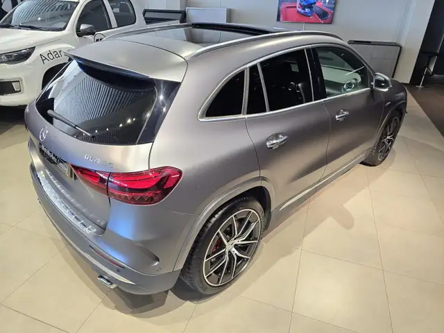 Mercedes-Benz Gla view 14