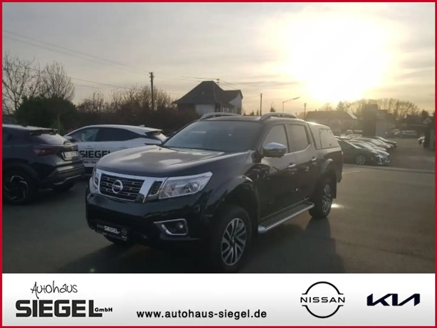 Nissan Navara NP300 Tekna Double Cab 4x4 Schwarz - 1