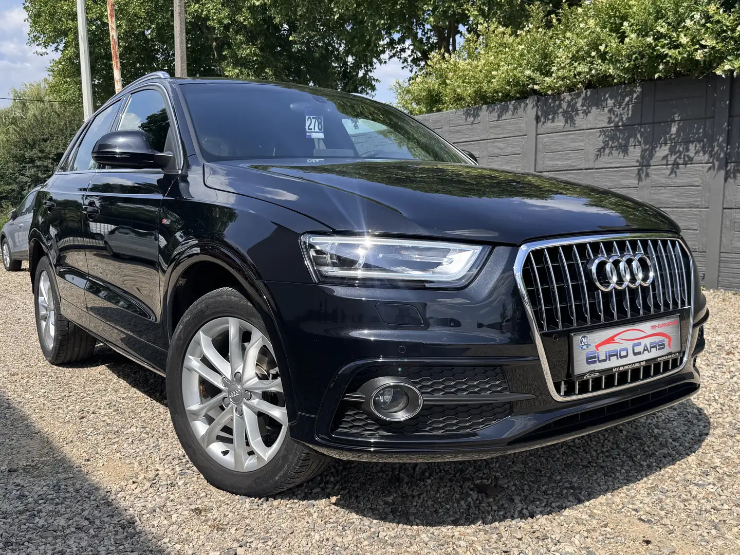 Audi Q3 2.0 TDi S line CUIR/XENON/LED/CRUISE/SENSOR/NAVI Noir - 2