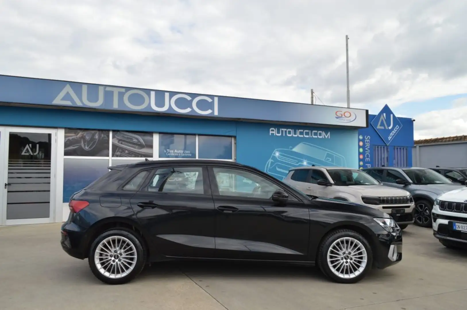 Audi A3 SPB 30 TFSI S tronic Business 110 CV Schwarz - 2