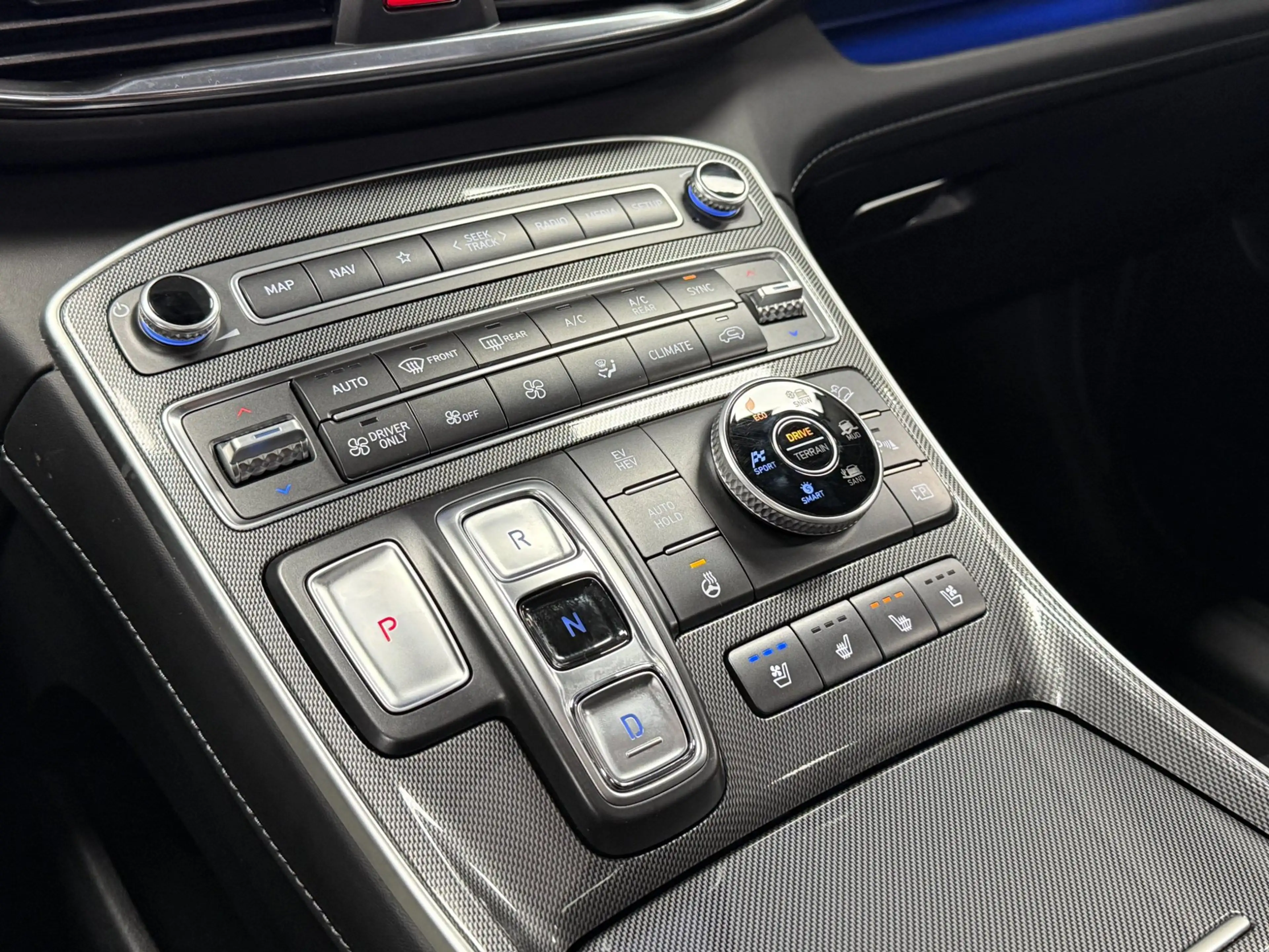 Hyundai SANTA FE 1.6 T-GDI PHEV Premium Plus Sky 7pers*Panodak*Came — photo 10