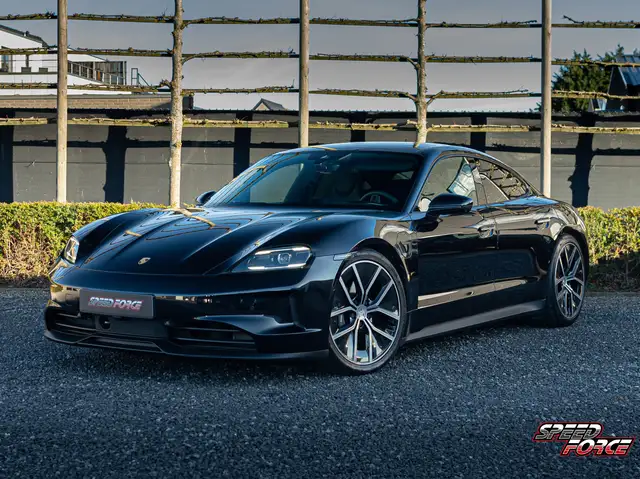 Porsche Taycan FACELIFT | 21" | Panodak | Bose | 4+1 | 360 camera