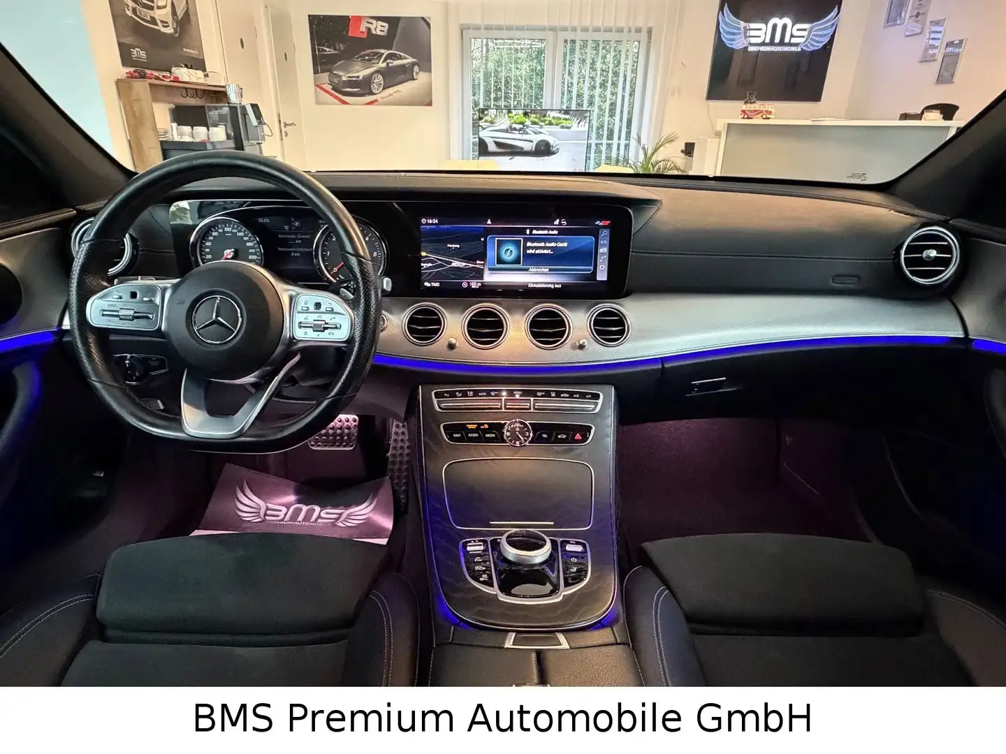 Mercedes-Benz E 300 de AMG.Kamera Gris - 2