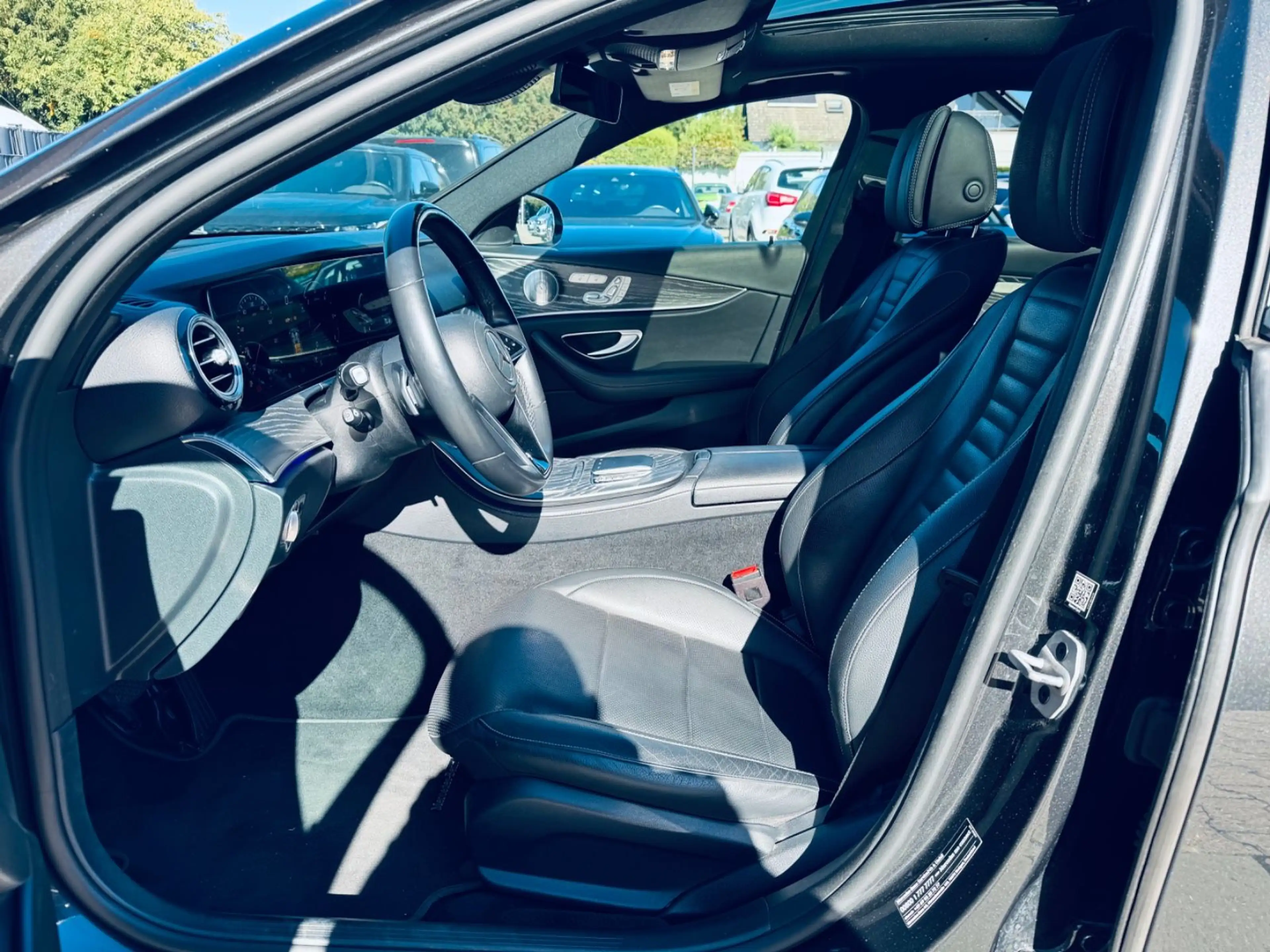 Mercedes-Benz E 400 d 4Matic MEMORY+BURMESTER+PANO+LEDER+NAVI — photo 9