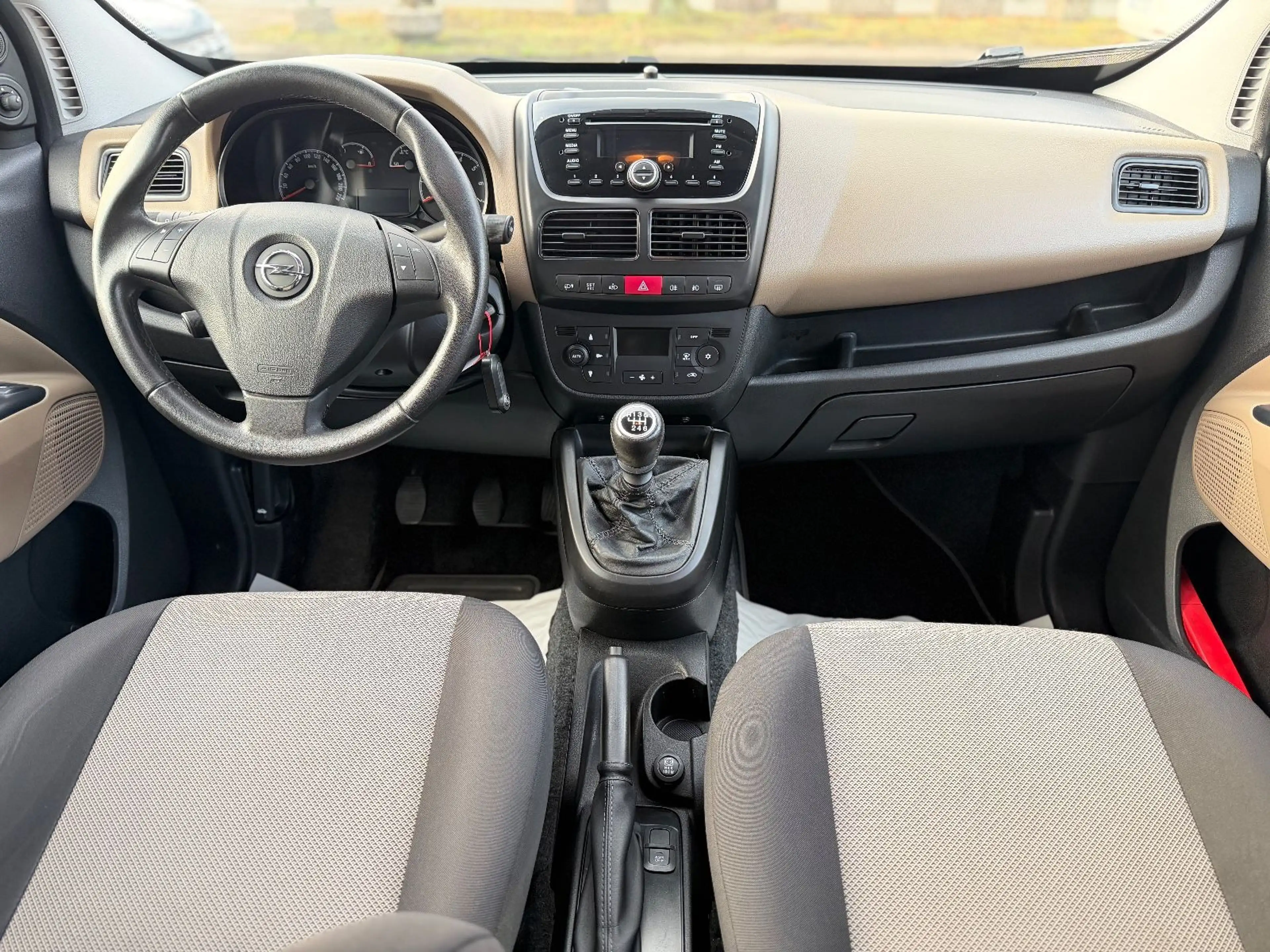Opel Combo D Edition*L1-H1*TEMPOMAT*7-SITZER*AHK*ALU* — photo 13