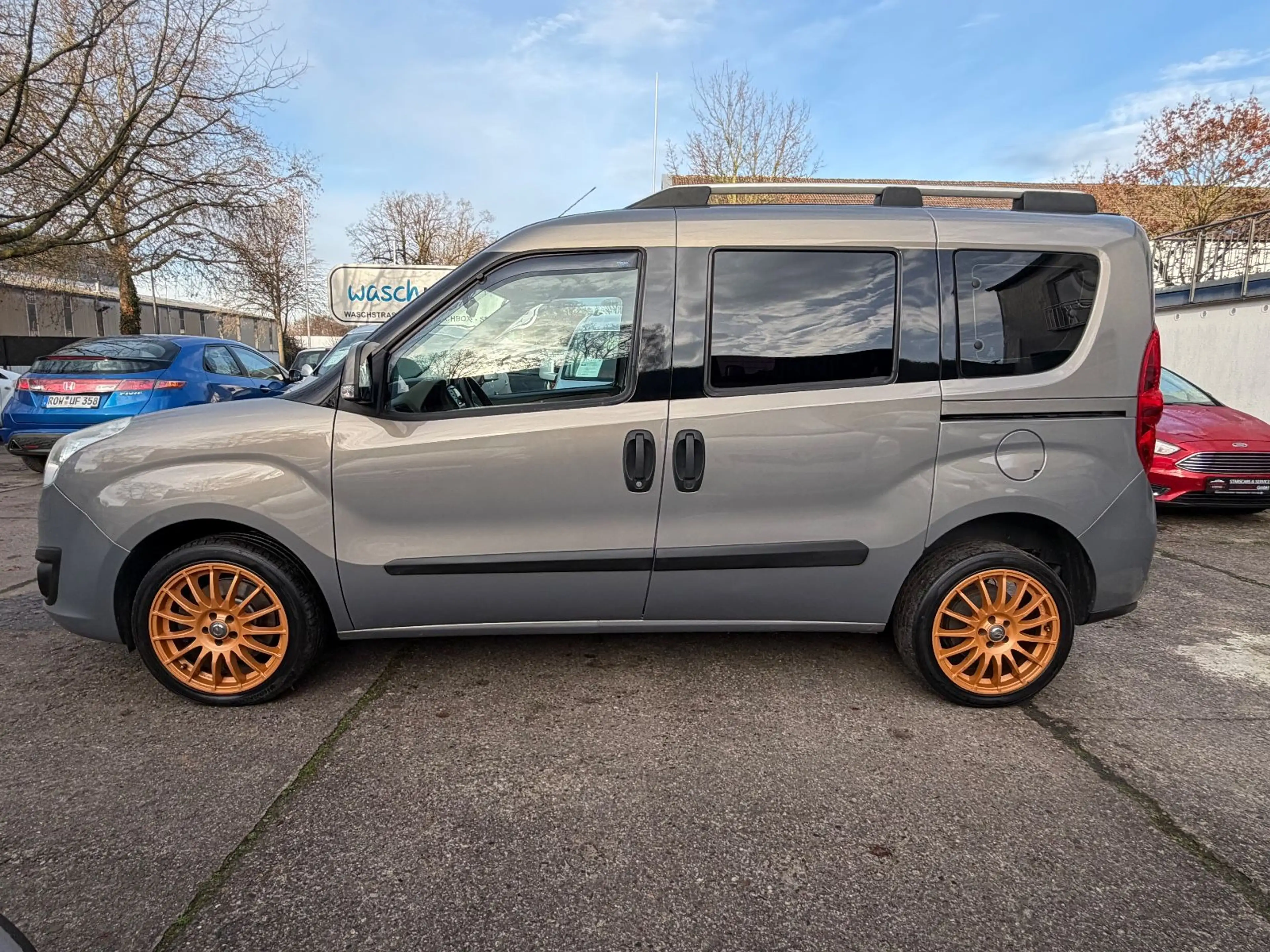 Opel Combo D Edition*L1-H1*TEMPOMAT*7-SITZER*AHK*ALU* — photo 5