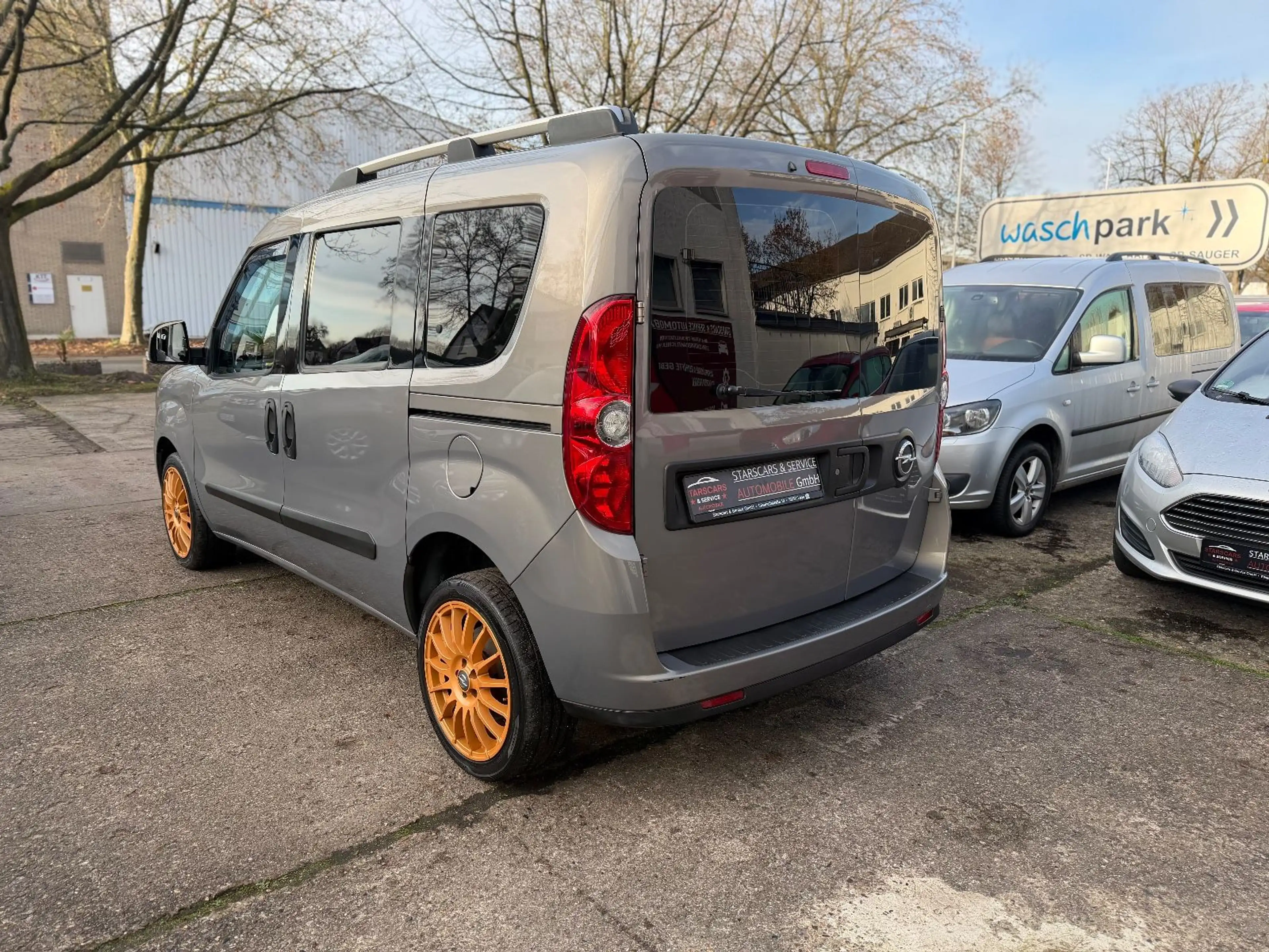 Opel Combo D Edition*L1-H1*TEMPOMAT*7-SITZER*AHK*ALU* — photo 6