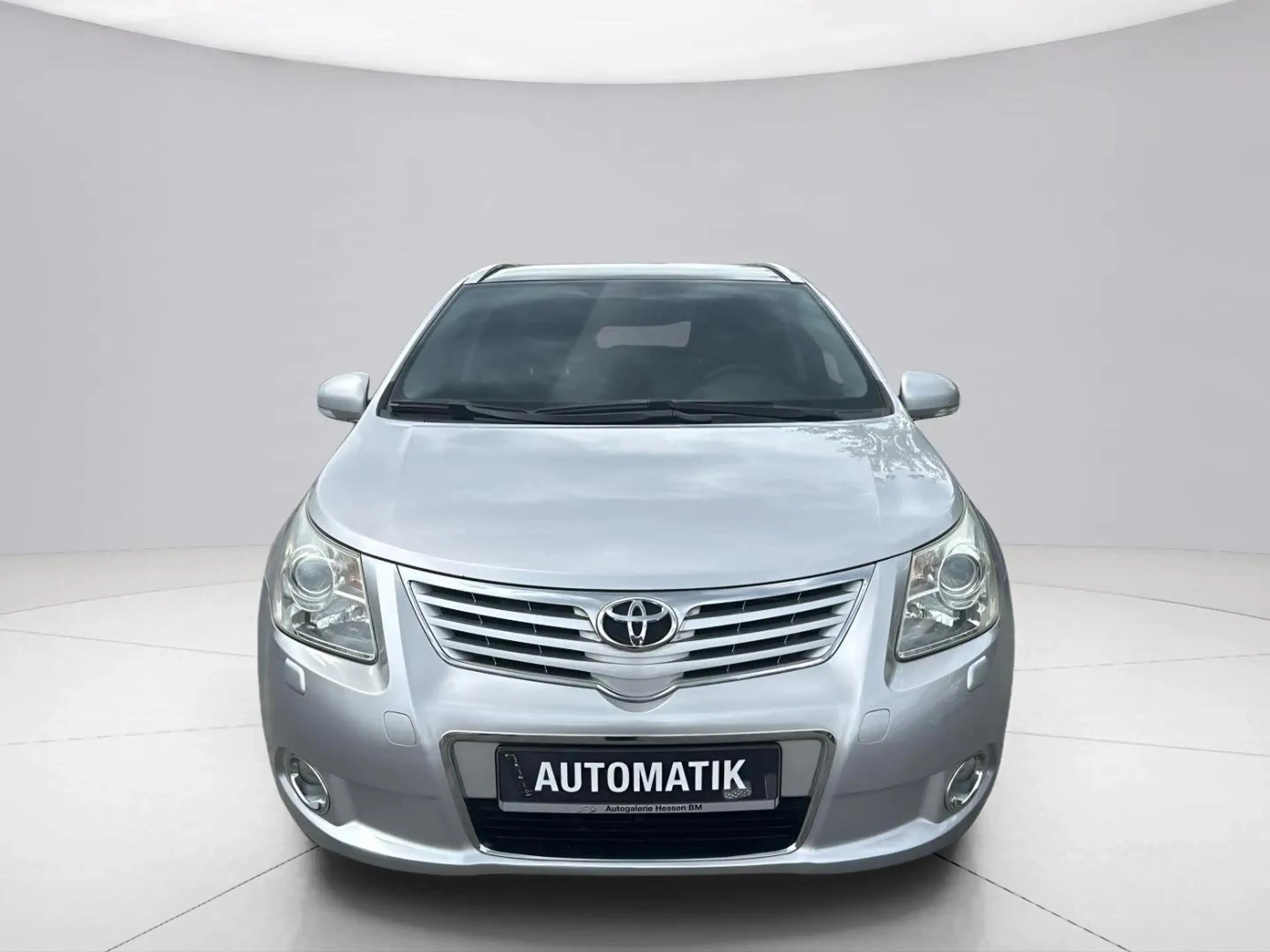 Toyota Avensis Executive*Automatik*1.Hand*SHZ*Kamera*Leder*Navi — photo 3