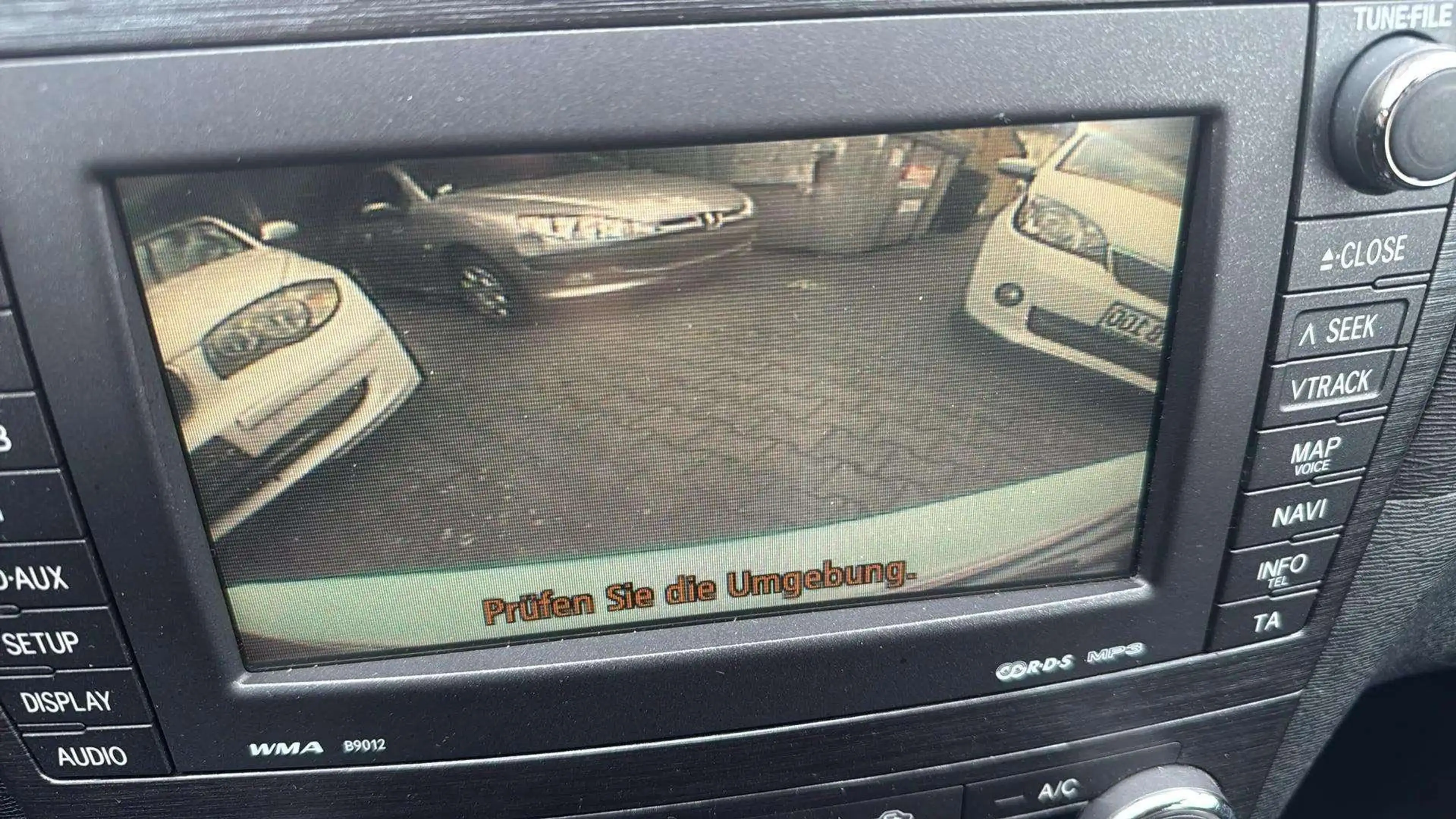 Toyota Avensis Executive*Automatik*1.Hand*SHZ*Kamera*Leder*Navi — photo 12