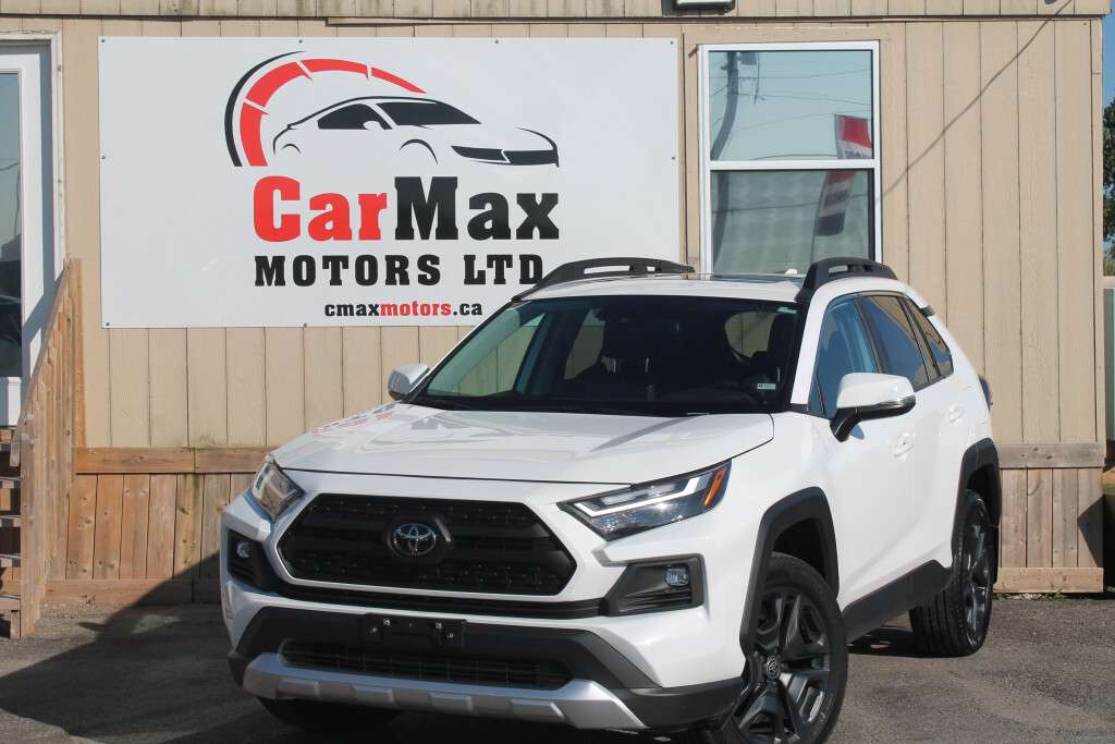 2025 Toyota RAV 4 Adventure AWD | Accident Free | Leather Carplay/An