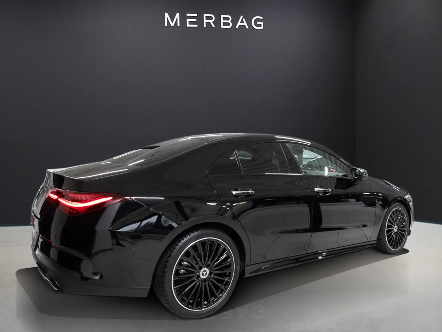 Mercedes-Benz CLA 180 d Coupé  d Coupé AMG Edition SHZ LED Sound Night Noir - 2