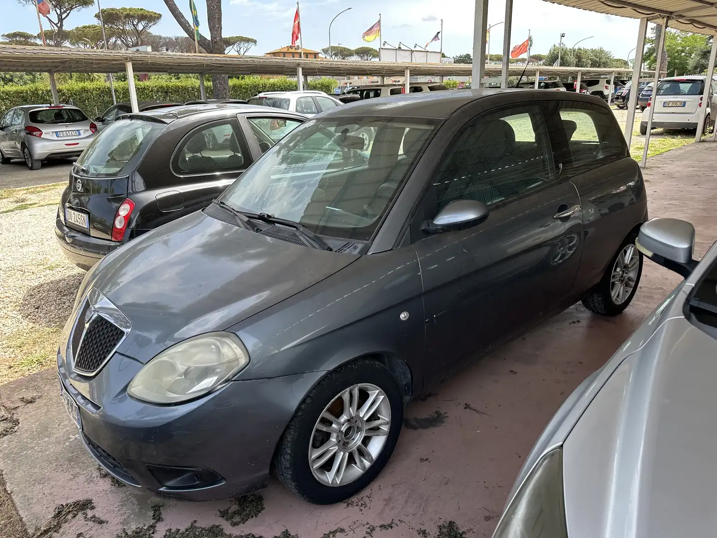 Lancia Ypsilon 1.4 16v Platino 100 - 2