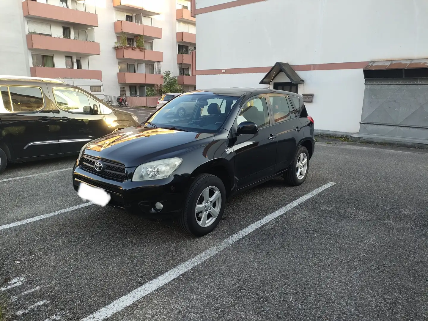 Toyota RAV 4 2.2 D-4D 4x4 Executive - 1