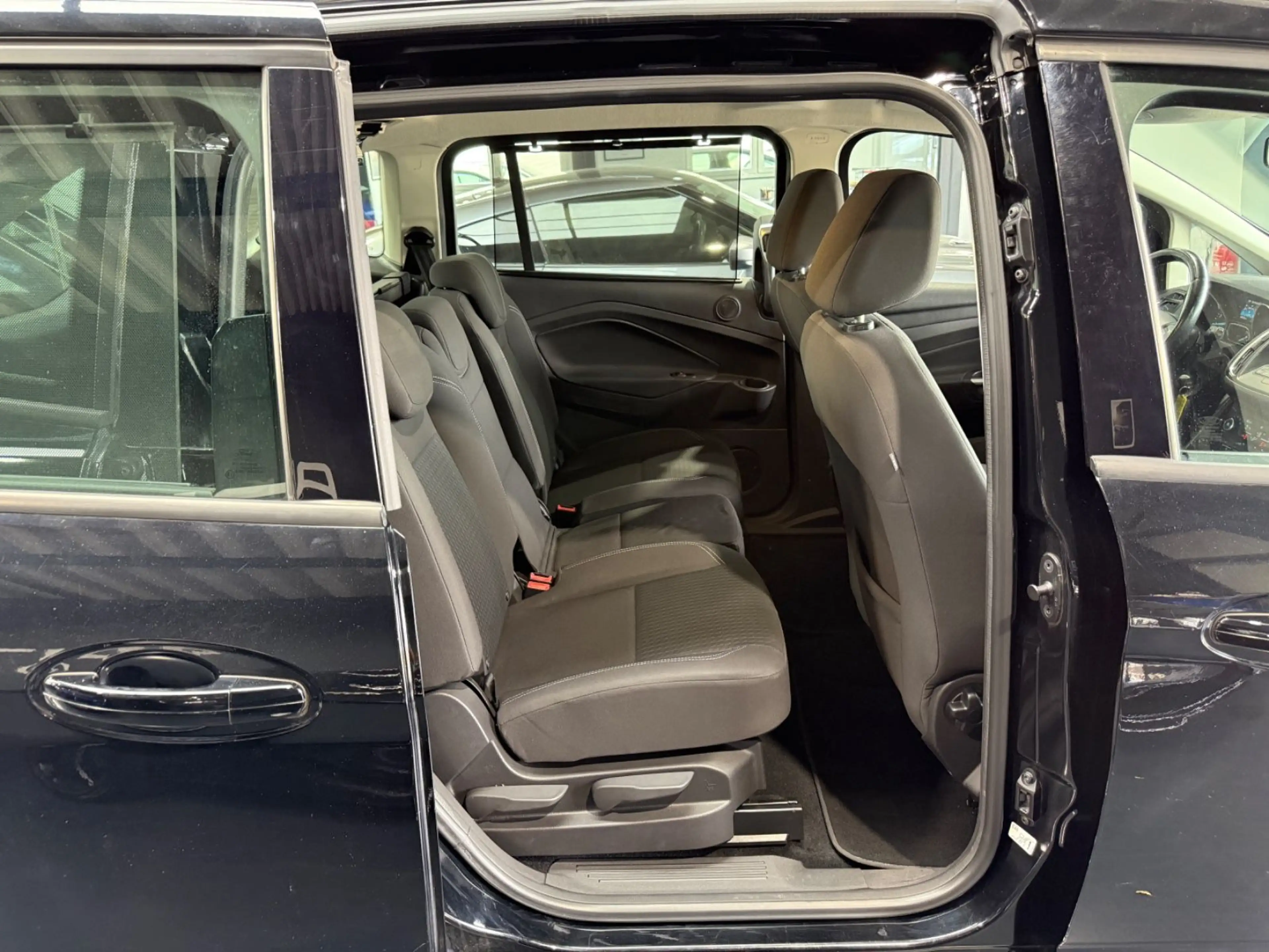 Ford Grand C-Max C-Max GrandBusiness Edition/Navi/SHZ/Klima — photo 12