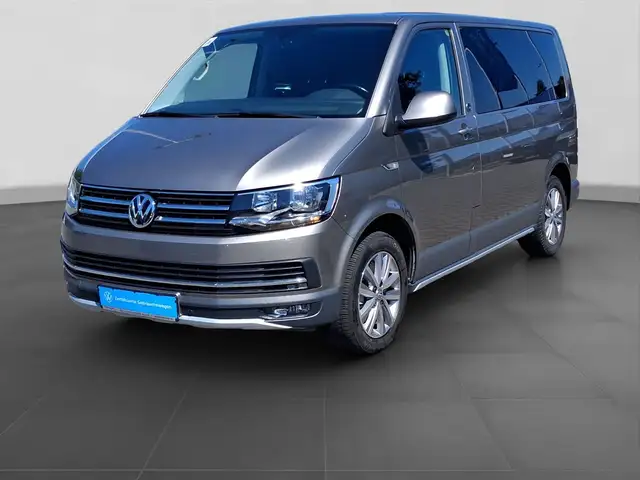 Volkswagen Multivan view 2