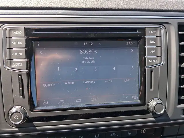Volkswagen Multivan view 13