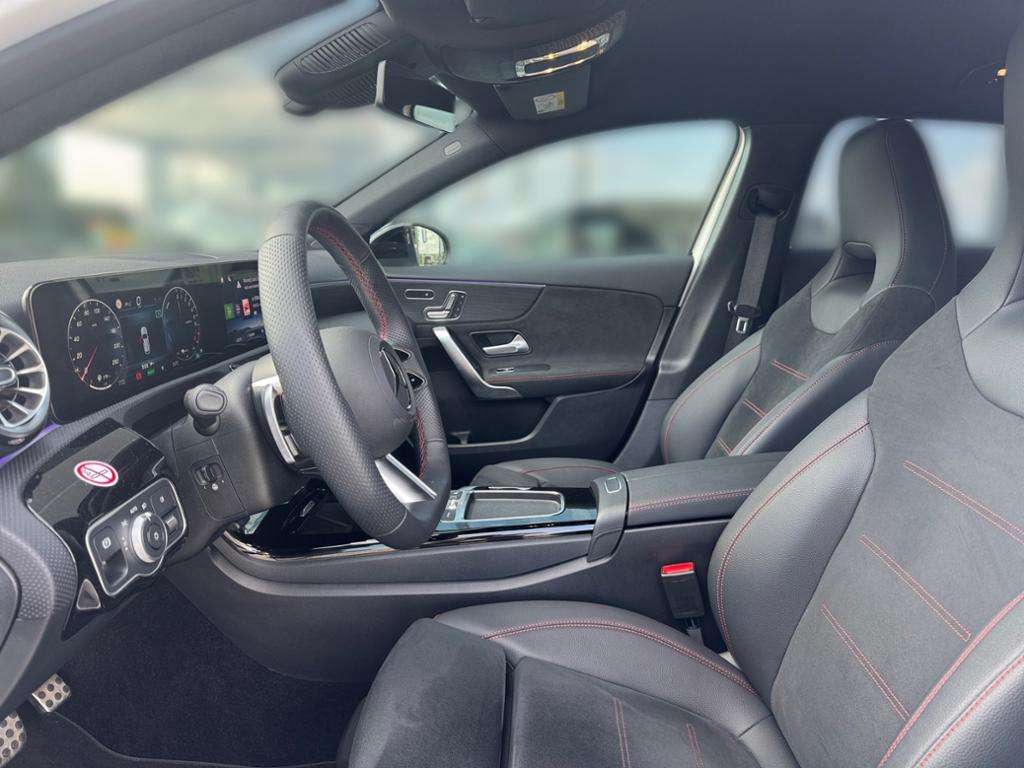 Mercedes-Benz A 250