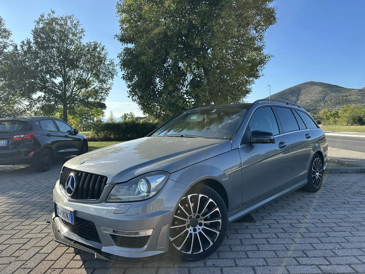 Mercedes-Benz C 200 * AUTOMATICO * Grigio - 2