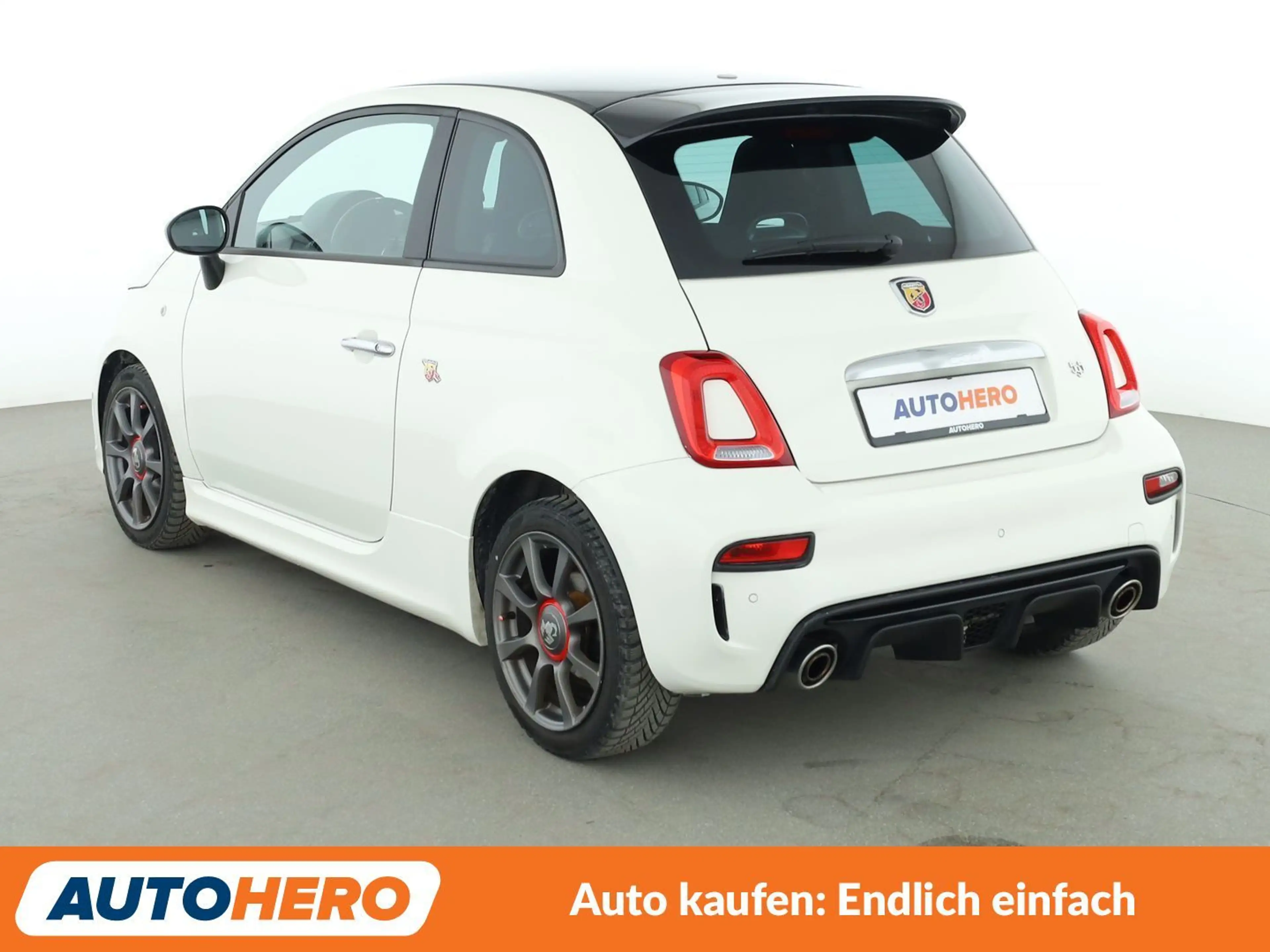 Abarth 595 1.4 Turbo Aut.*NAV*XENON*PDC*SHZ*BT* — photo 4