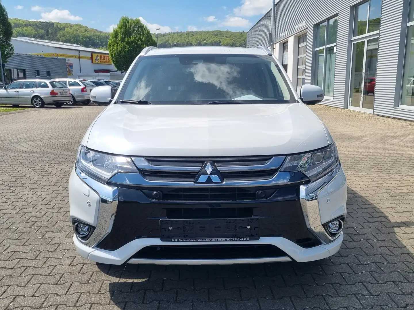 Mitsubishi Outlander PHEV Top 4WD Weiß - 2