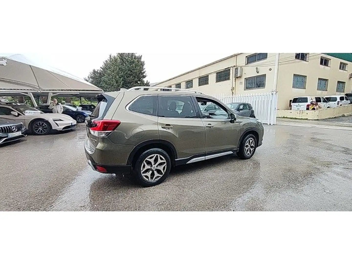 Subaru Forester 2.0i Hybrid Executive Plus CVT Verde - 2