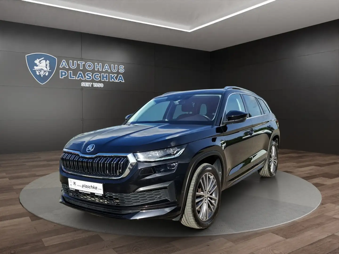 Skoda Kodiaq 2.0 TDI DSG 4x4 L&K AHK+NAVI+PANORAMA Klima Navi Schwarz - 1