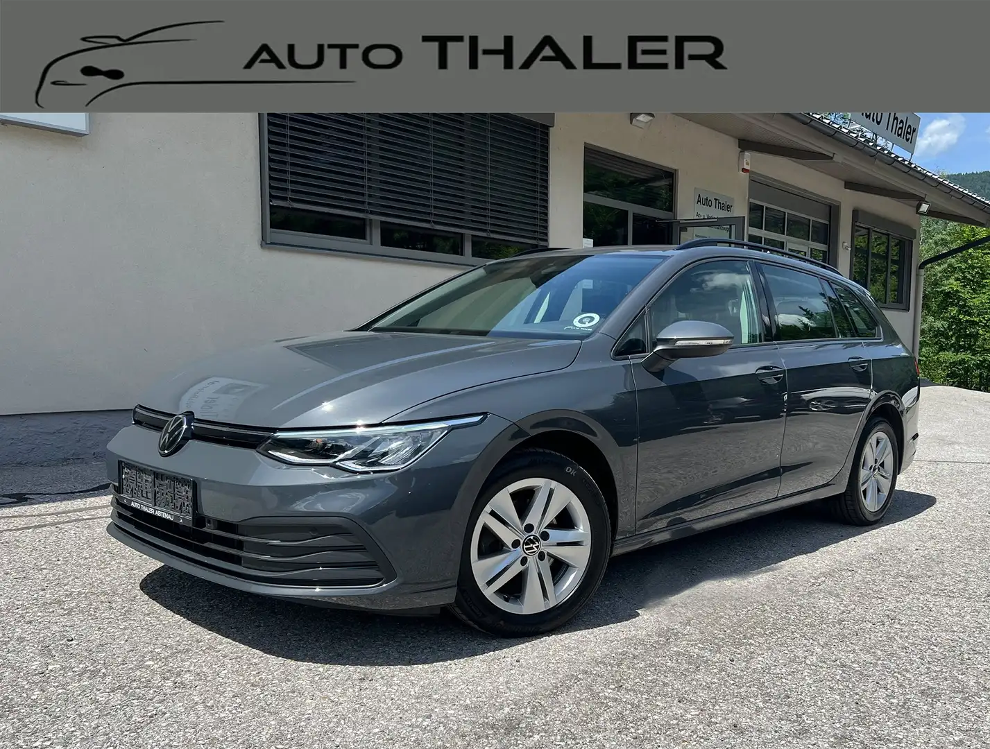 Volkswagen Golf Variant 1,0 TSI Life Grau - 1
