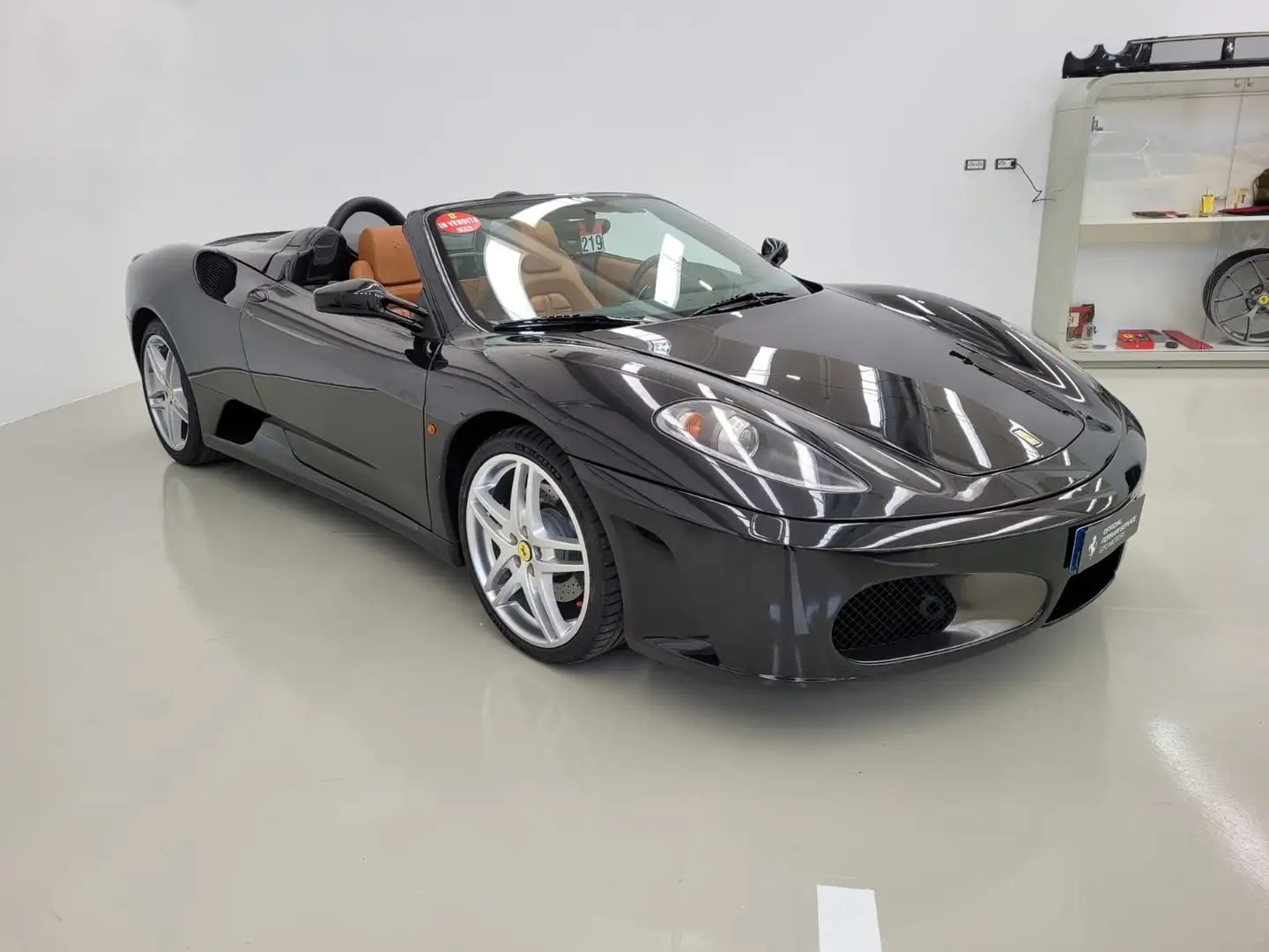 Ferrari F430 Spider F1 Schwarz - 1